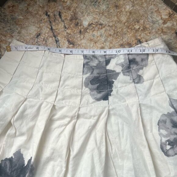 DKNY 100% Cotton circle swing skirt ￼ - Picture 10 of 10